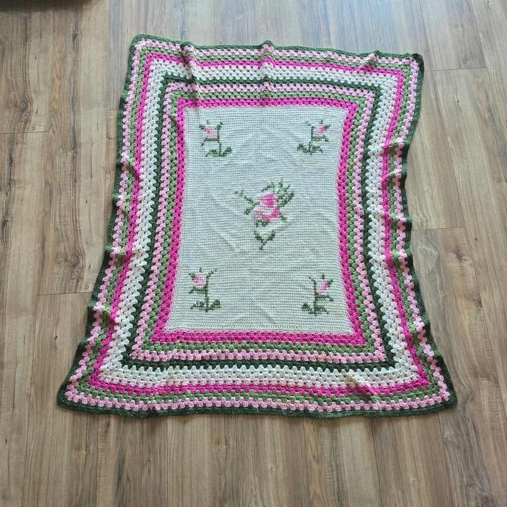 VTG Handmade Crochet Afghan Floral Rose Granny Square Blanket Pink Green 53x45